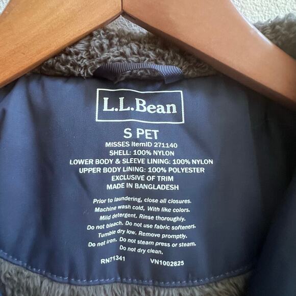 L.L. Bean Women’s Winter Warmer Nautical Navy Blue Coat Jacket Size Small NWT - Picture 7 of 10